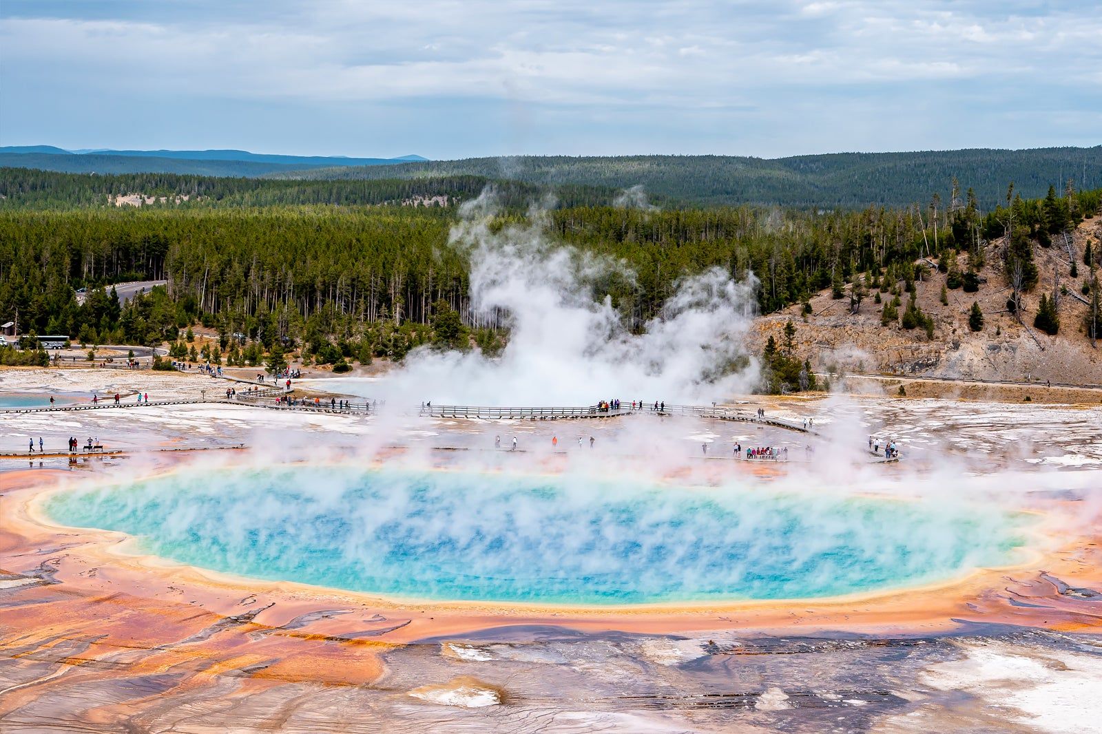 Best Things to Do in Yellowstone National Park, USA