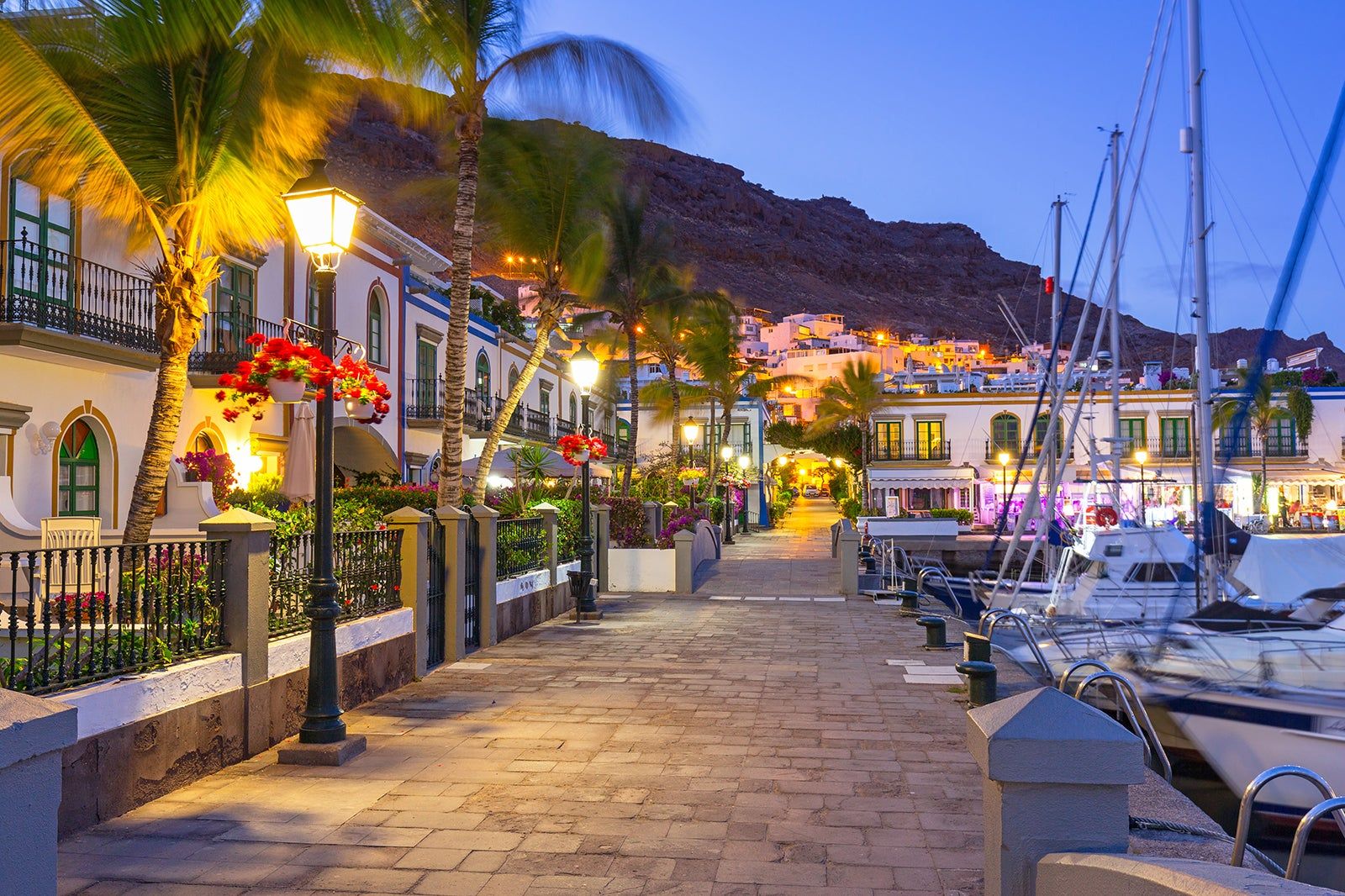 Best Things to Do After Dinner in Gran Canaria