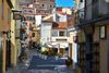 foto por <a href="https://commons.wikimedia.org/wiki/File:Maratea_old_town_AvL.JPG" target="_blank" rel="noreferrer">AlexanderVanLoon</a> (<a href="https://creativecommons.org/licenses/by-sa/3.0/" target="_blank" rel="noreferrer">CC BY-SA 3.0</a>) modificada