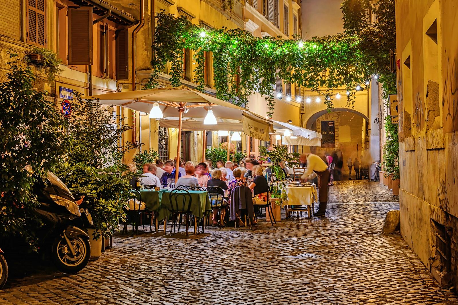 Food and Dining in Rome