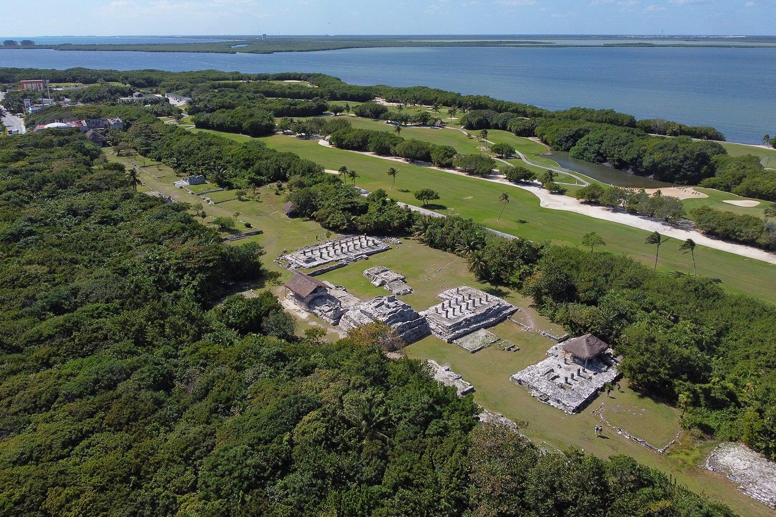 El Rey Archaeological Zone in Cancun