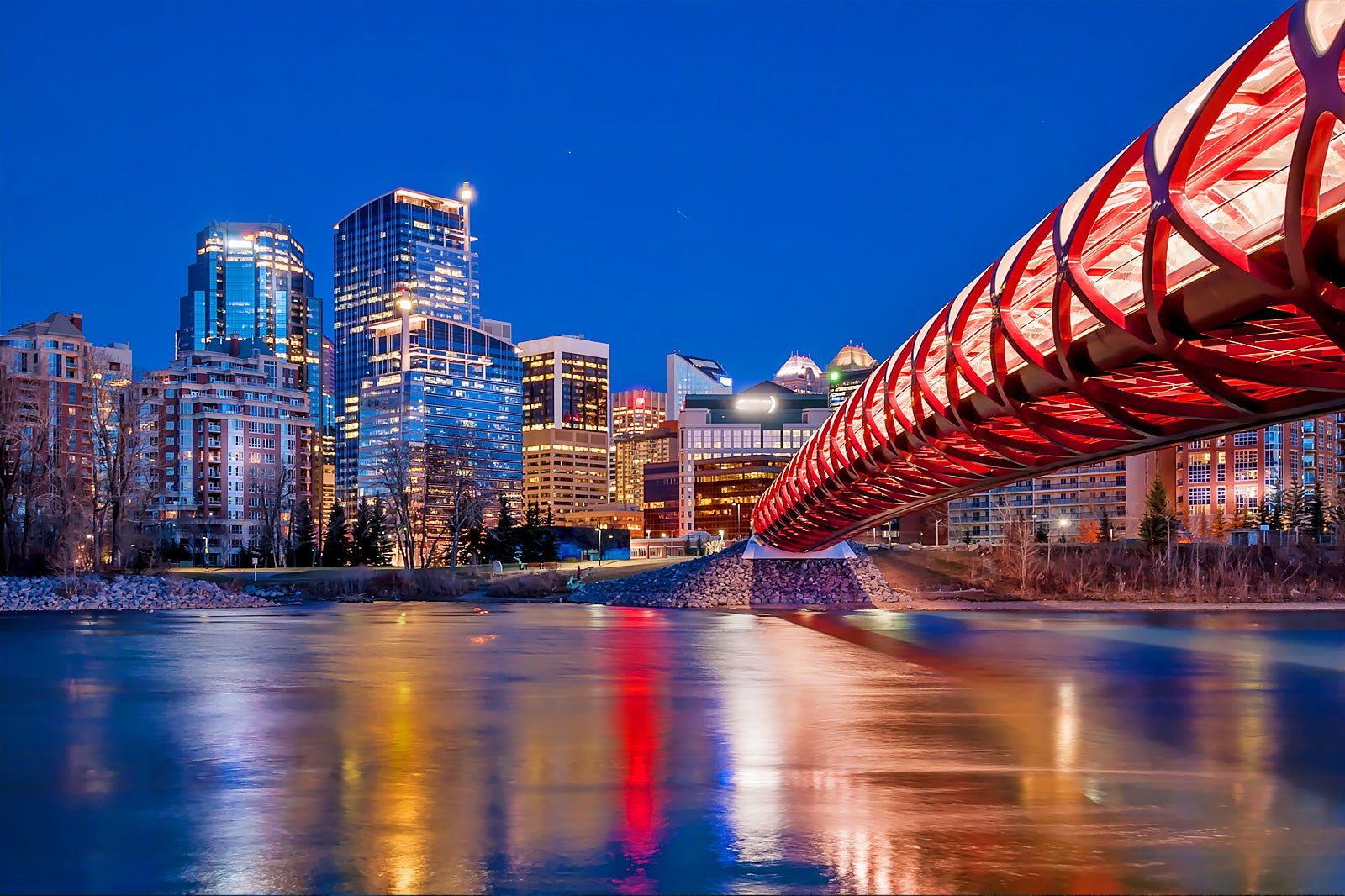 Best Things to Do After Dinner in Calgary 