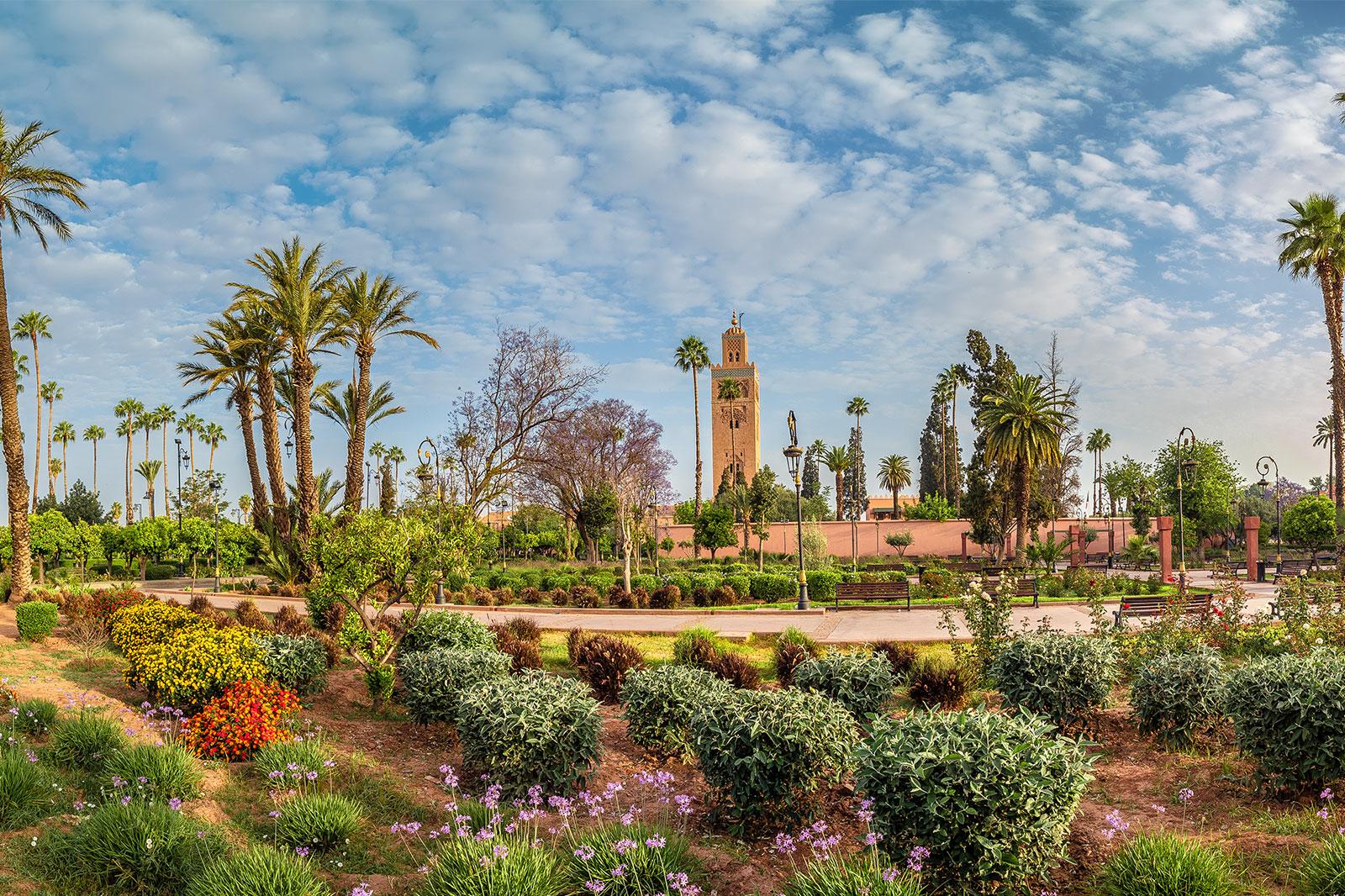 A landscaped with garden around a Mosque.