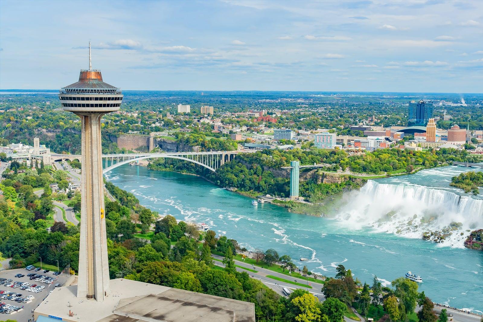 Skylon Tower in Niagara Falls