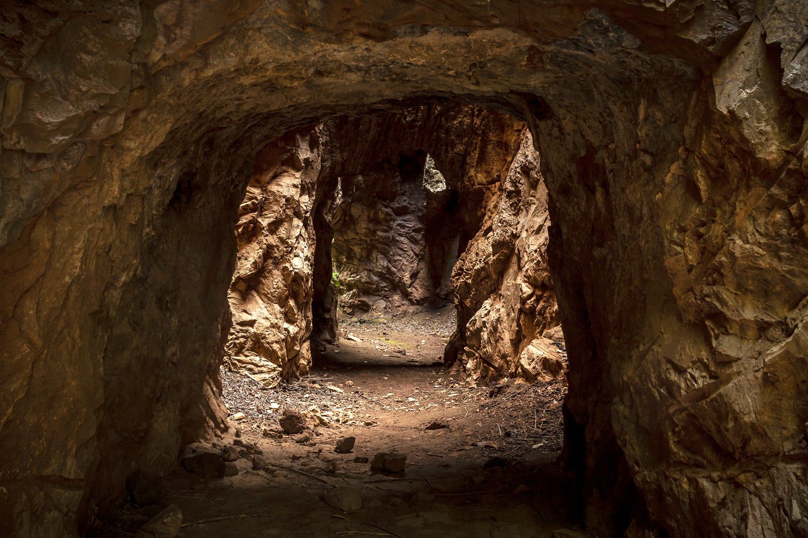 Gilmerton Cove in Edinburgh