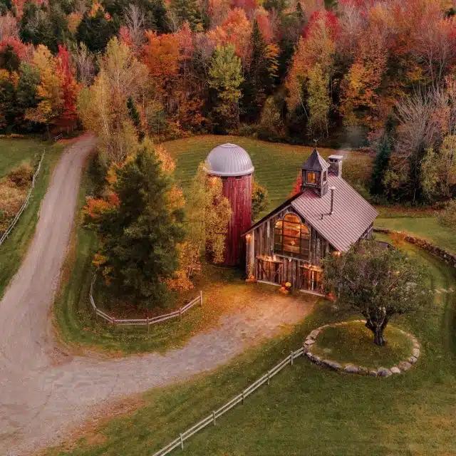 A timber-framed barn Vrbo in Vermont