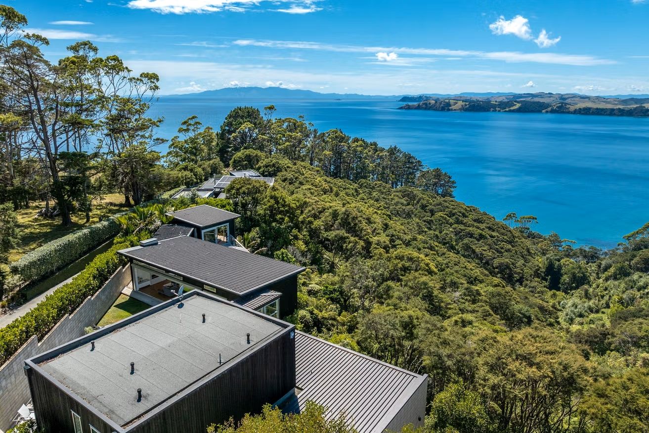 Onetangi Luxury - Waiheke Island, Auckland Region, New Zealand - House exterior