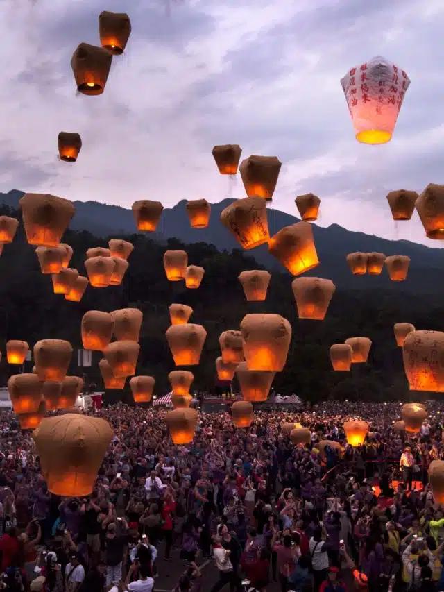 Hundreds of paper lanterns float into the sky at Pingxi Sky Lantern Festival, Taiwan 