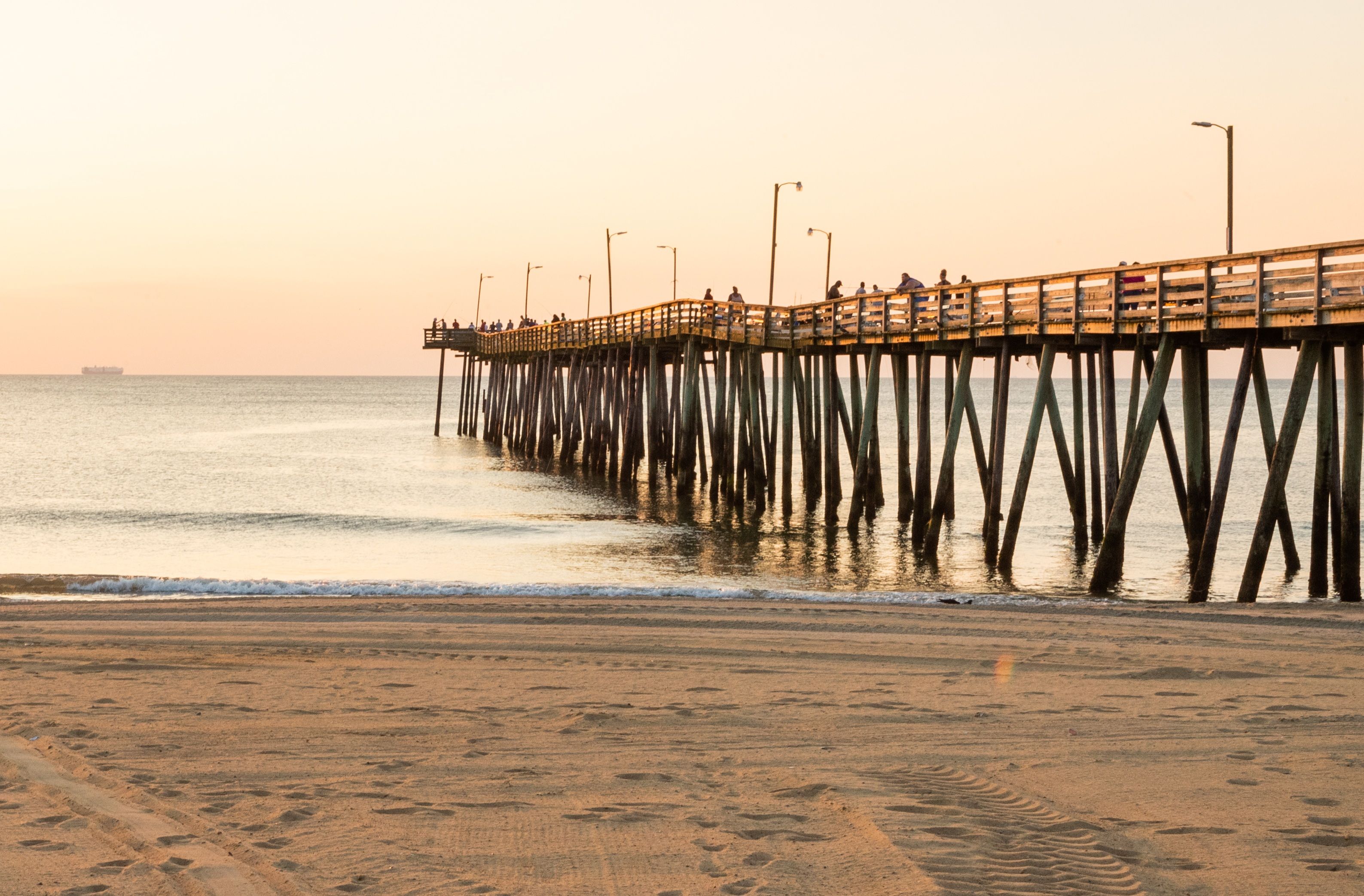 Everything you need to know about Virginia Beach Boardwalk | Expedia ...