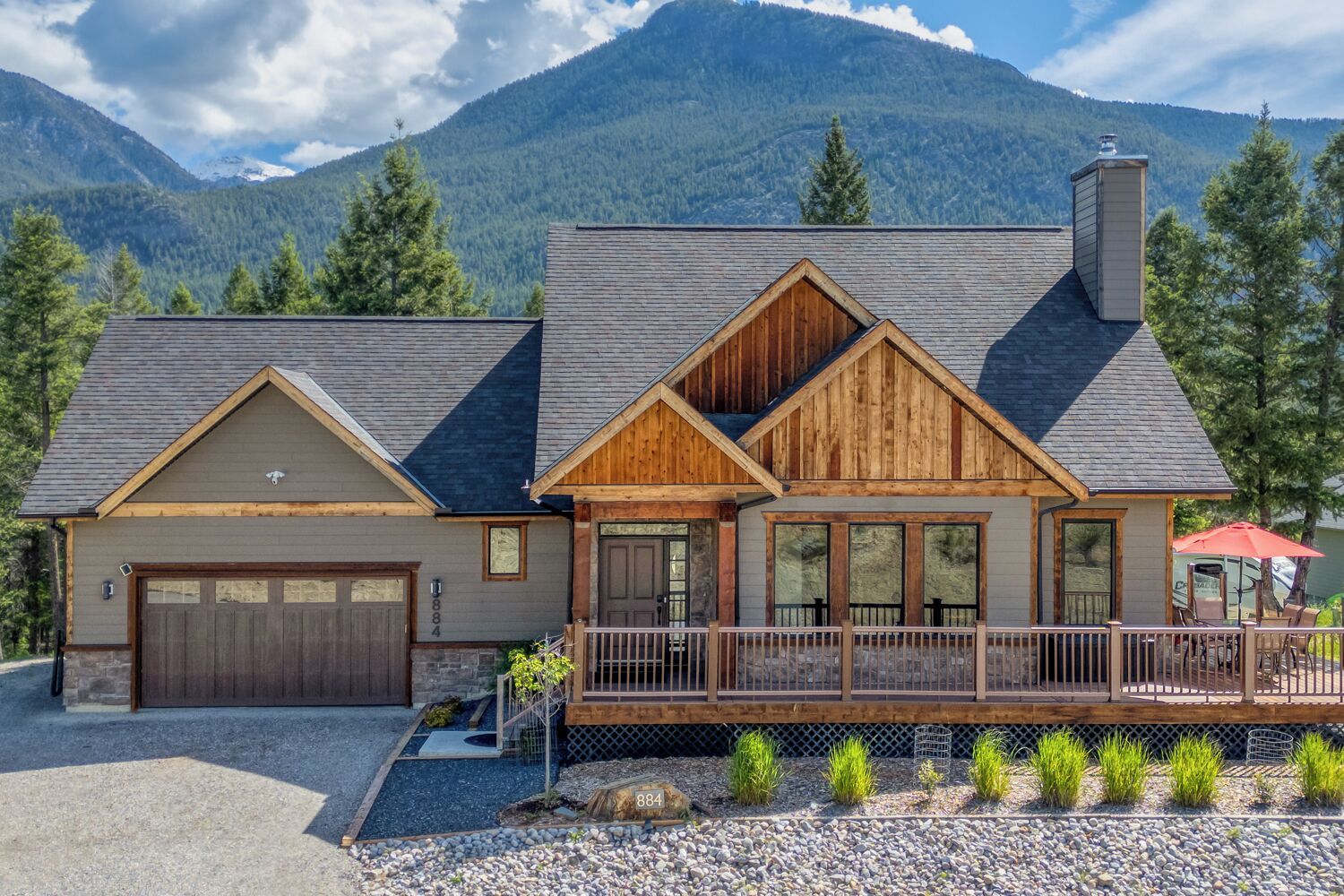 The Copper Point Cabin - Invermere, British Columbia - Exterior