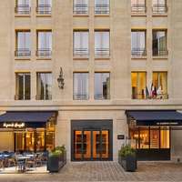 Stay here: La Caserne Chanzy Hotel & Spa