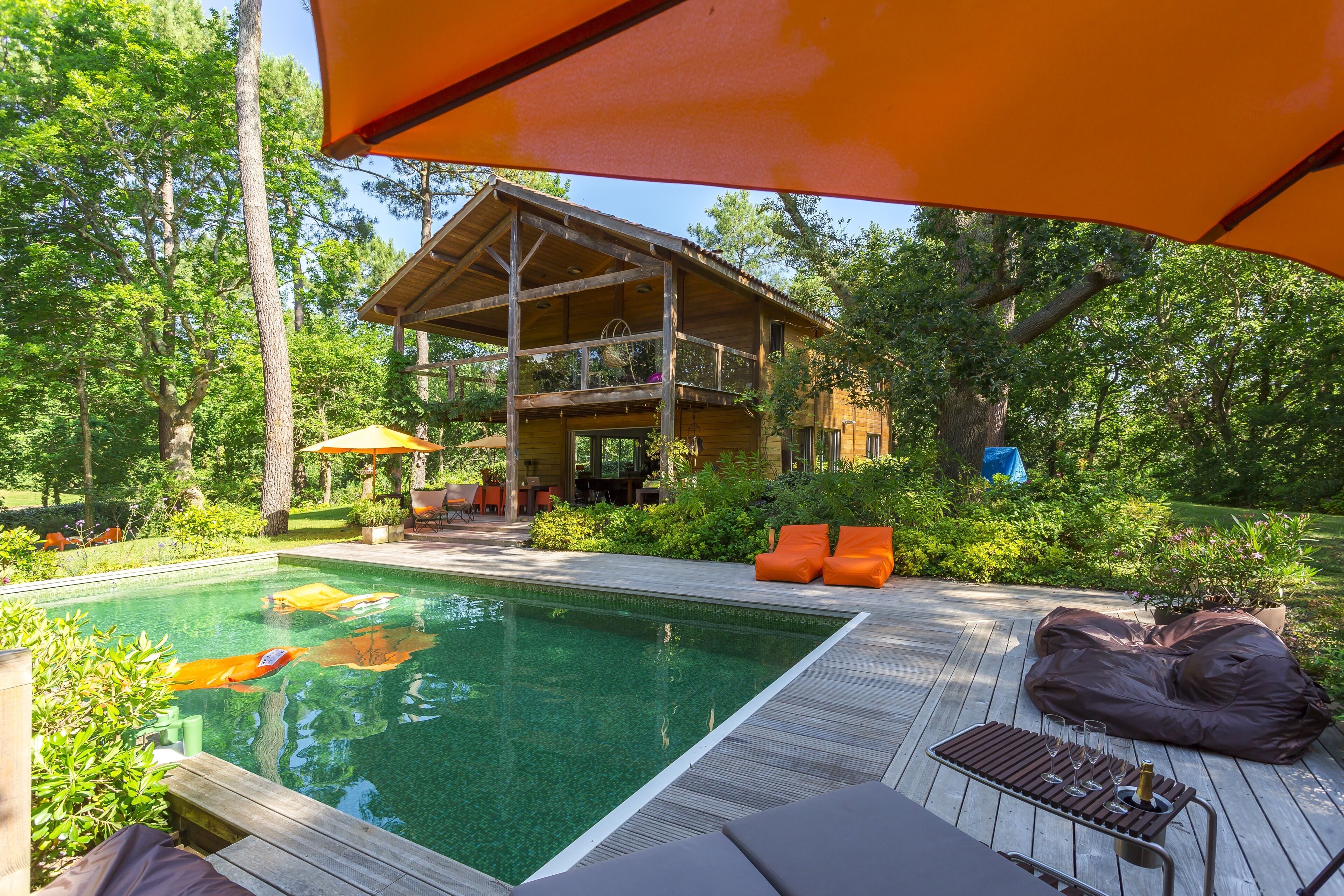 Villa moderne en bois - Biscarosse, Landes - Extérieur de la maison et piscine