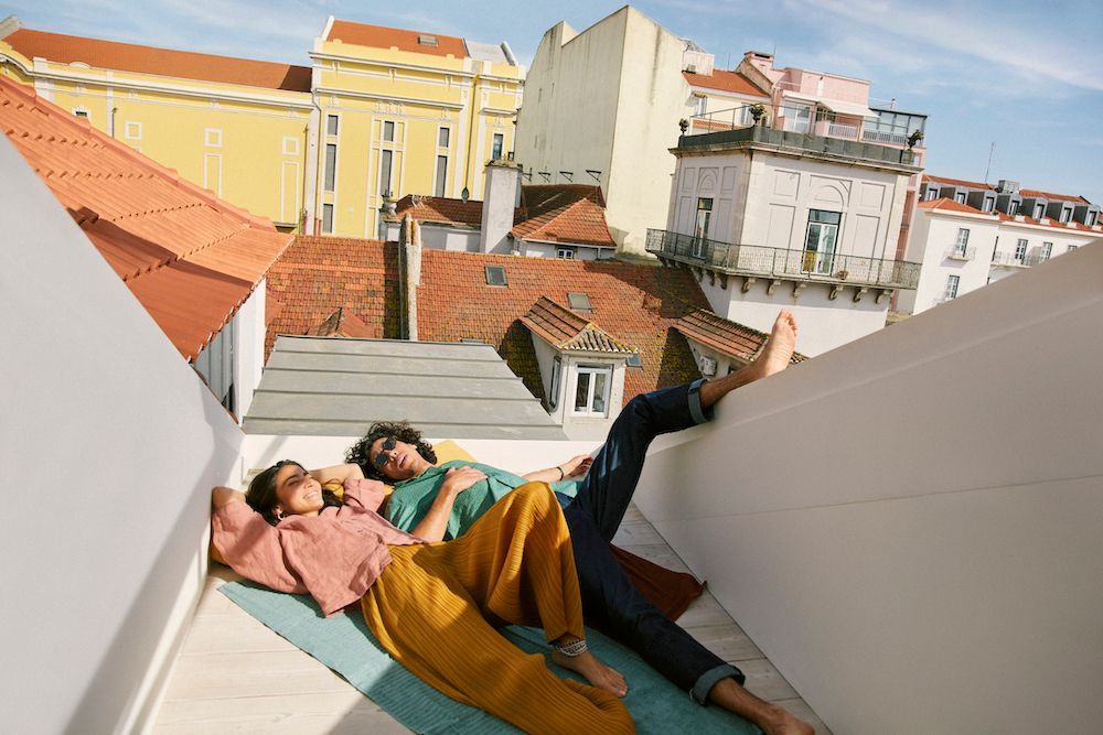 Plan and book:<br/>Go further with our app.