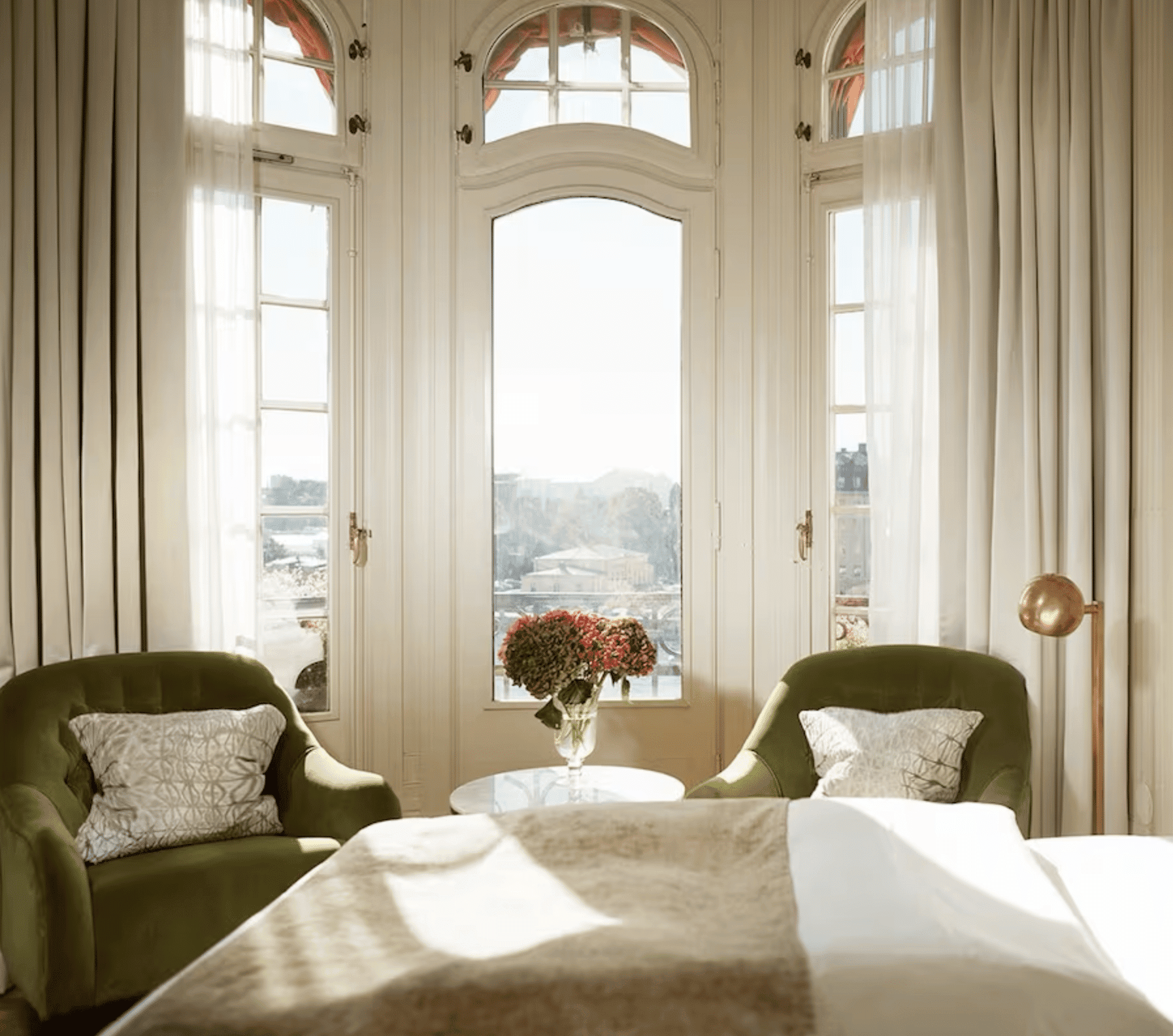 Stay here: Hotel Diplomat