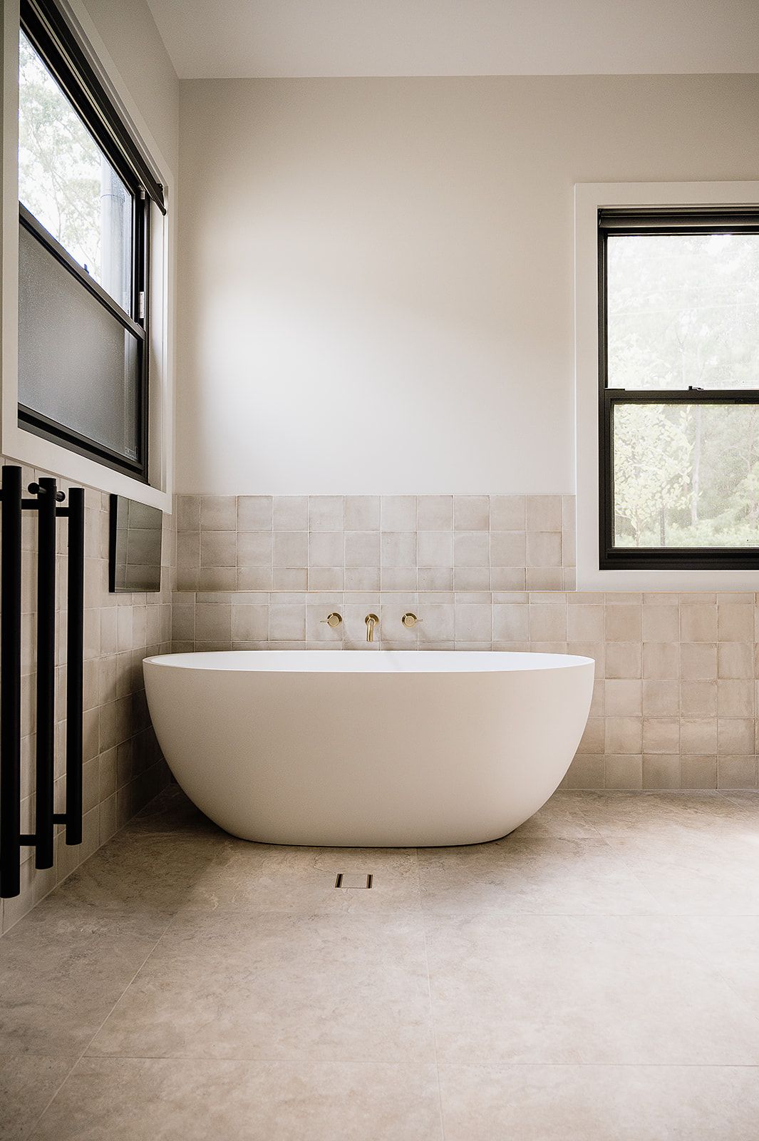 Berry Luxury Barn House - Berry, NSW - Bath