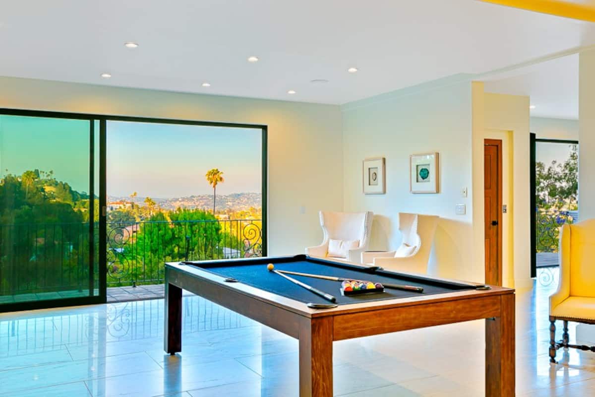 Hollywood Hills Villa - Los Angeles, California - Game Room