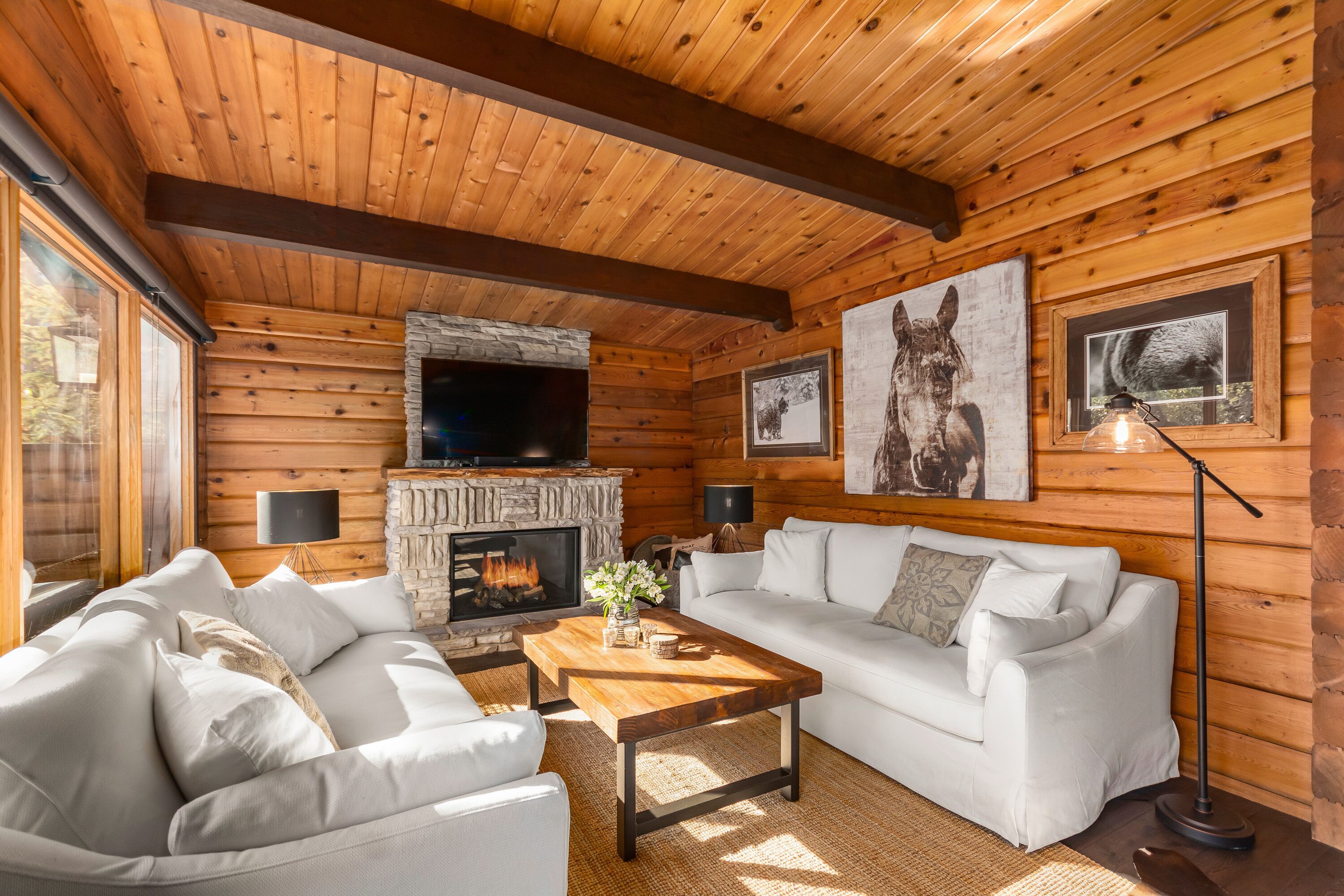 Rustic Chic Banff Mountain Home - Banff, Alberta - Living Room