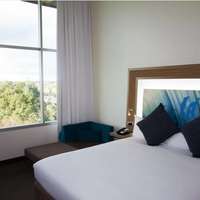 Stay here: Novotel Tainui Hamilton