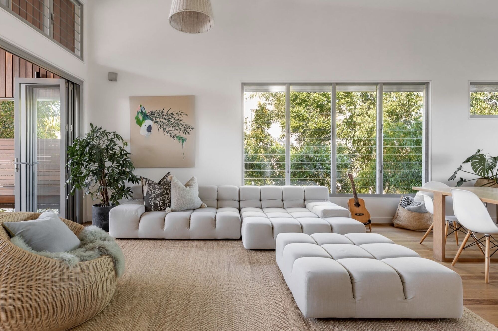 A Shore Thing - Noosa, QLD - Living Room