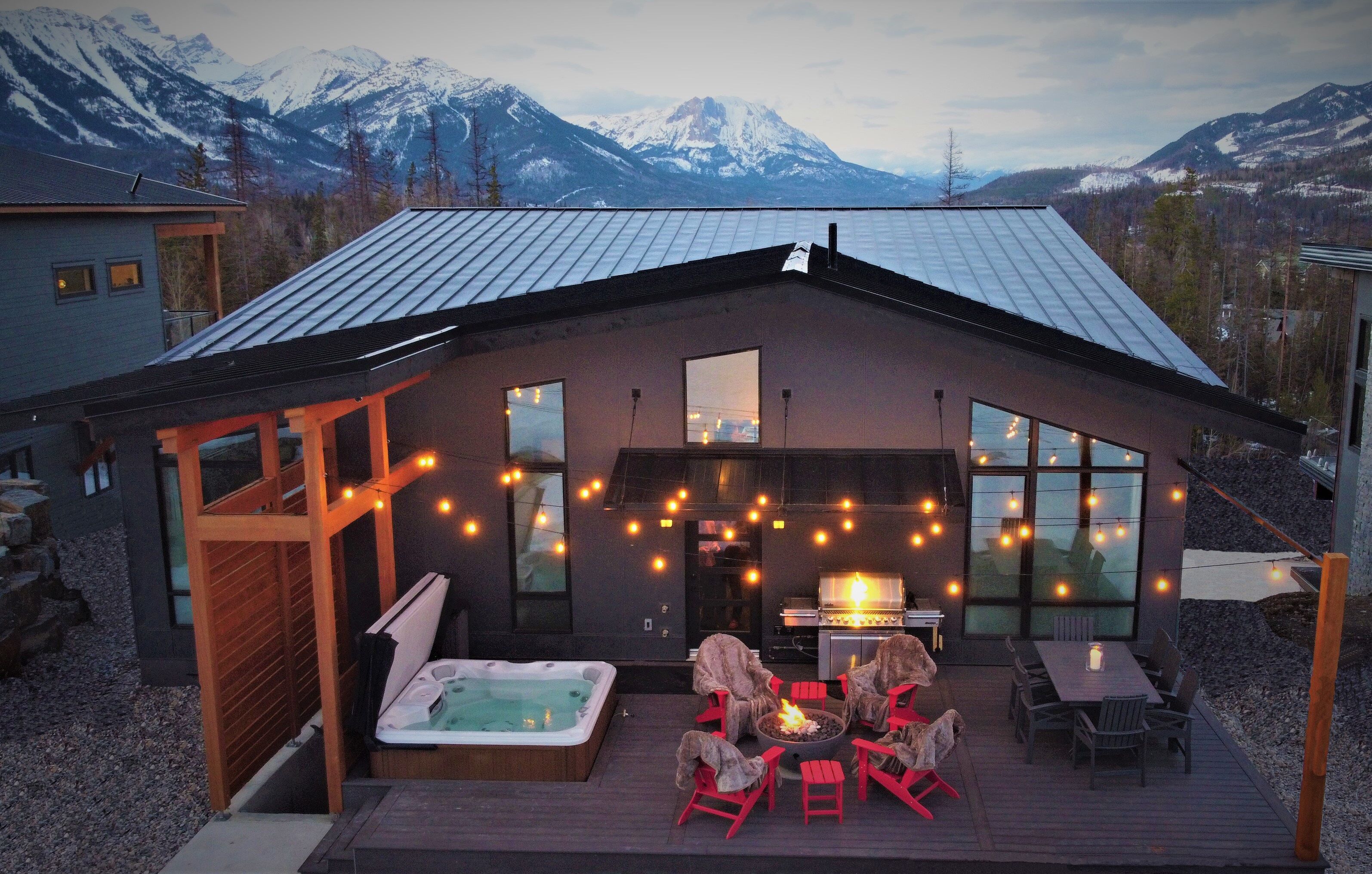 Fernie Mountain House - Fernie, British Columbia - Outdoor Space