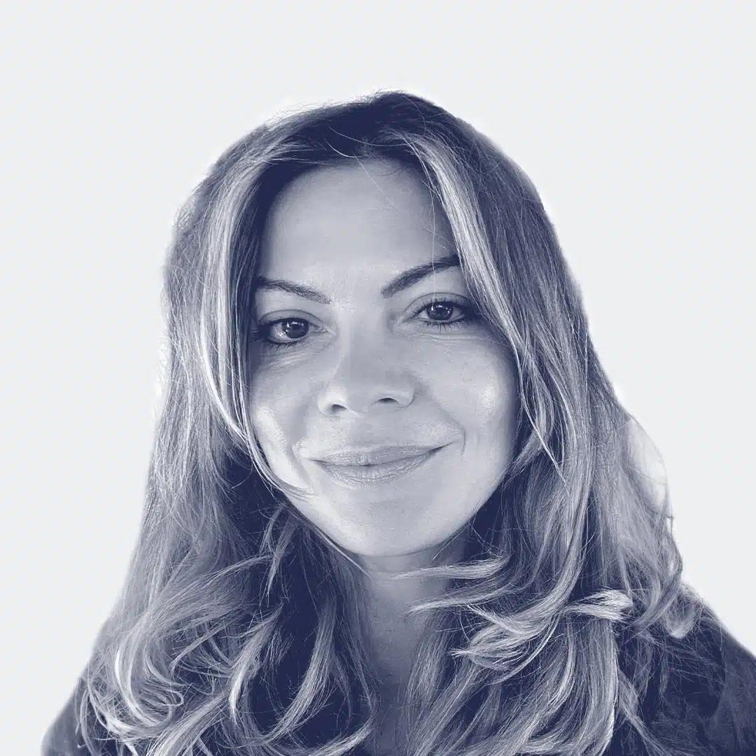 Photo of Anna Hart