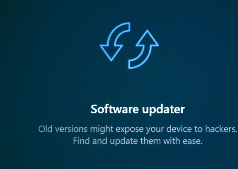 Software update arrows circular motion warning old version exposed to hackers