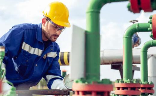 Mobile App Advances Houston Oil Firm – Case Study case study image