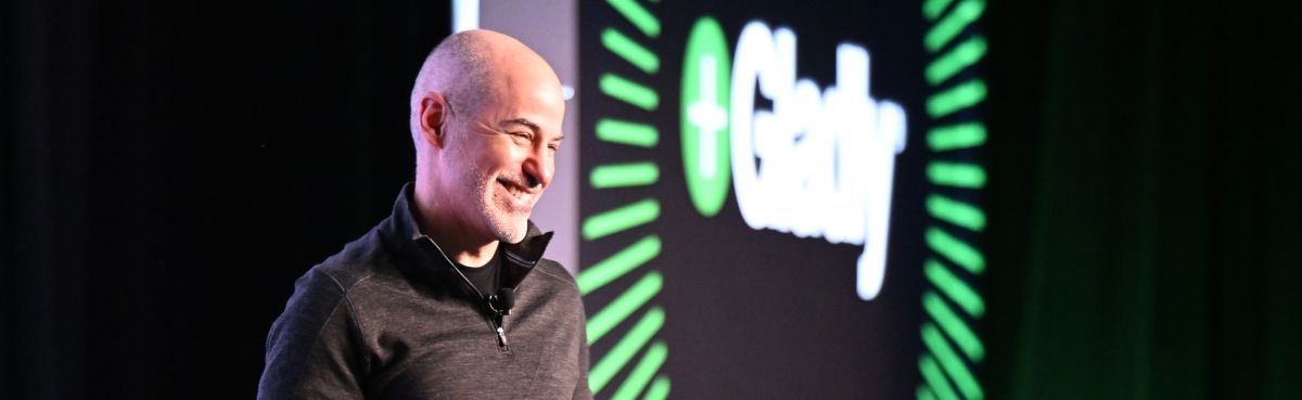 Joseph Ansanelli, CEO of Gladly giving keynote talk