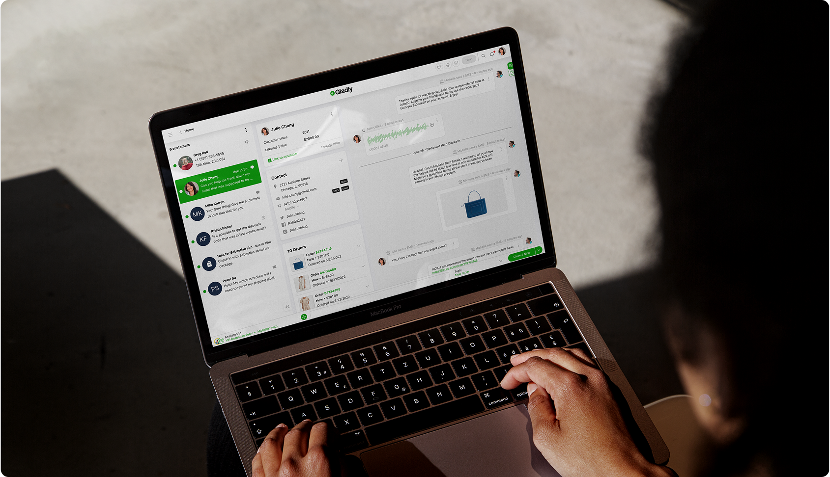 Image of Gladly product screen