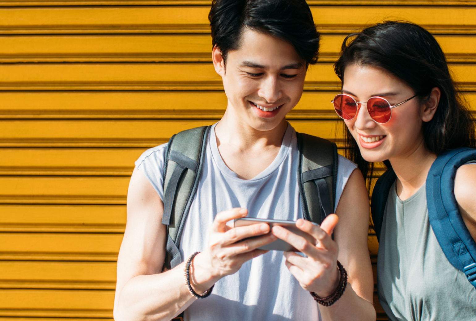 FeatureImg_770x520_2x_UsingInstagramGenerateRevenue