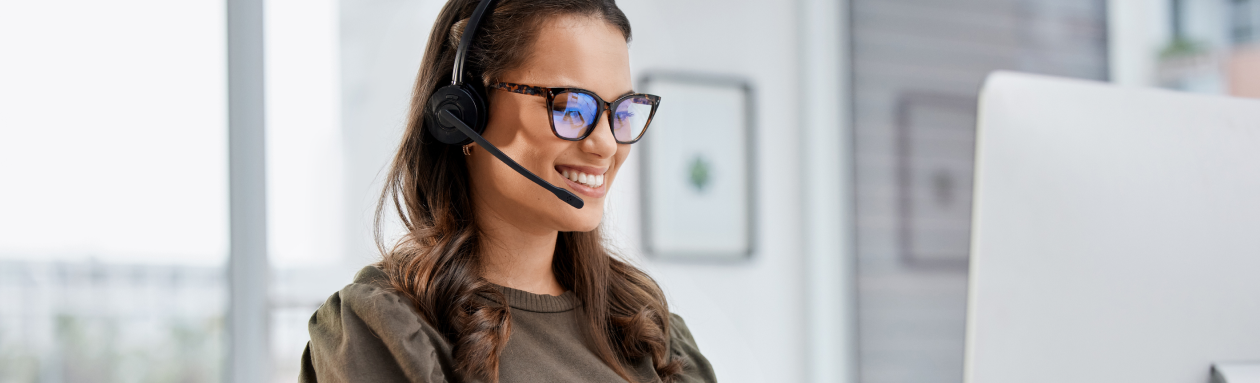Female Customer Service Agent