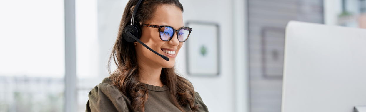 Female Customer Service Agent