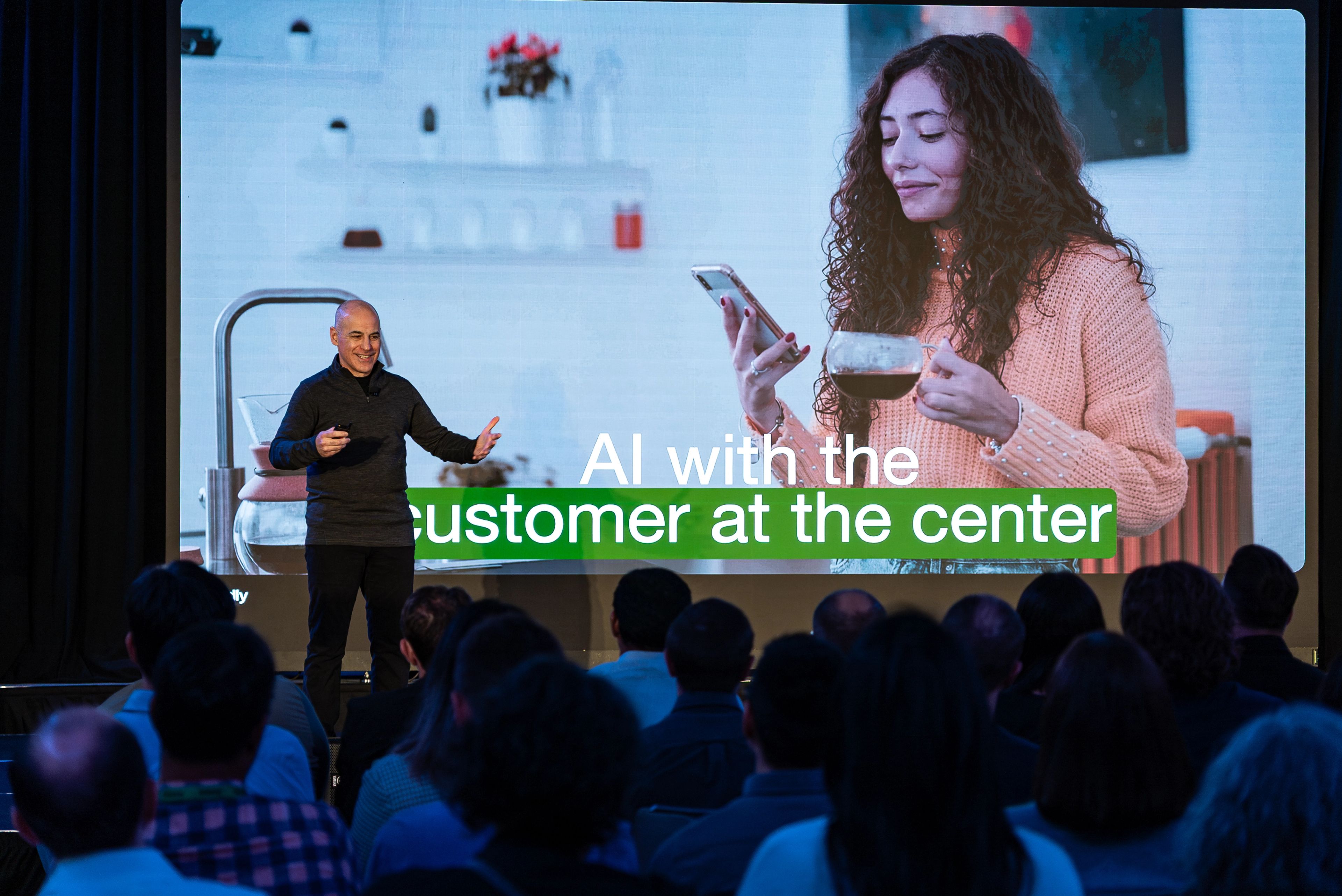 Joseph Ansanelli, CEO of Gladly on stage at Gladly Connect Virtual