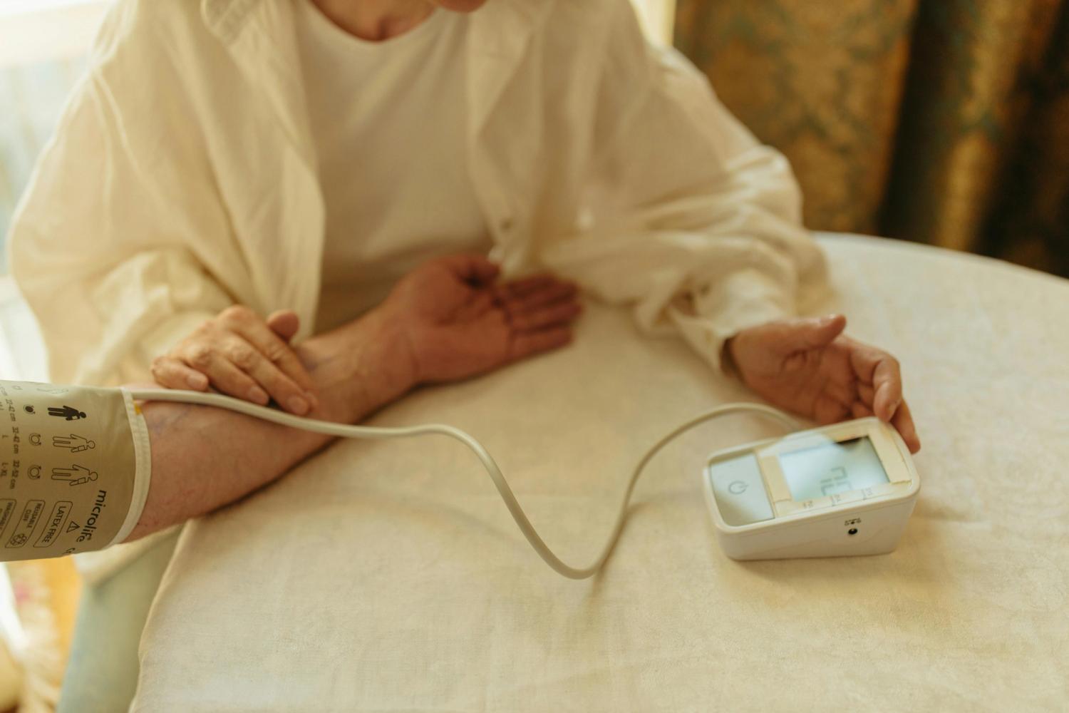 Spotting Clinical Risks Earlier Through Data Aggregation
