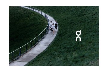 Soft Wins for ON, photograph 1 by Pascal Behring