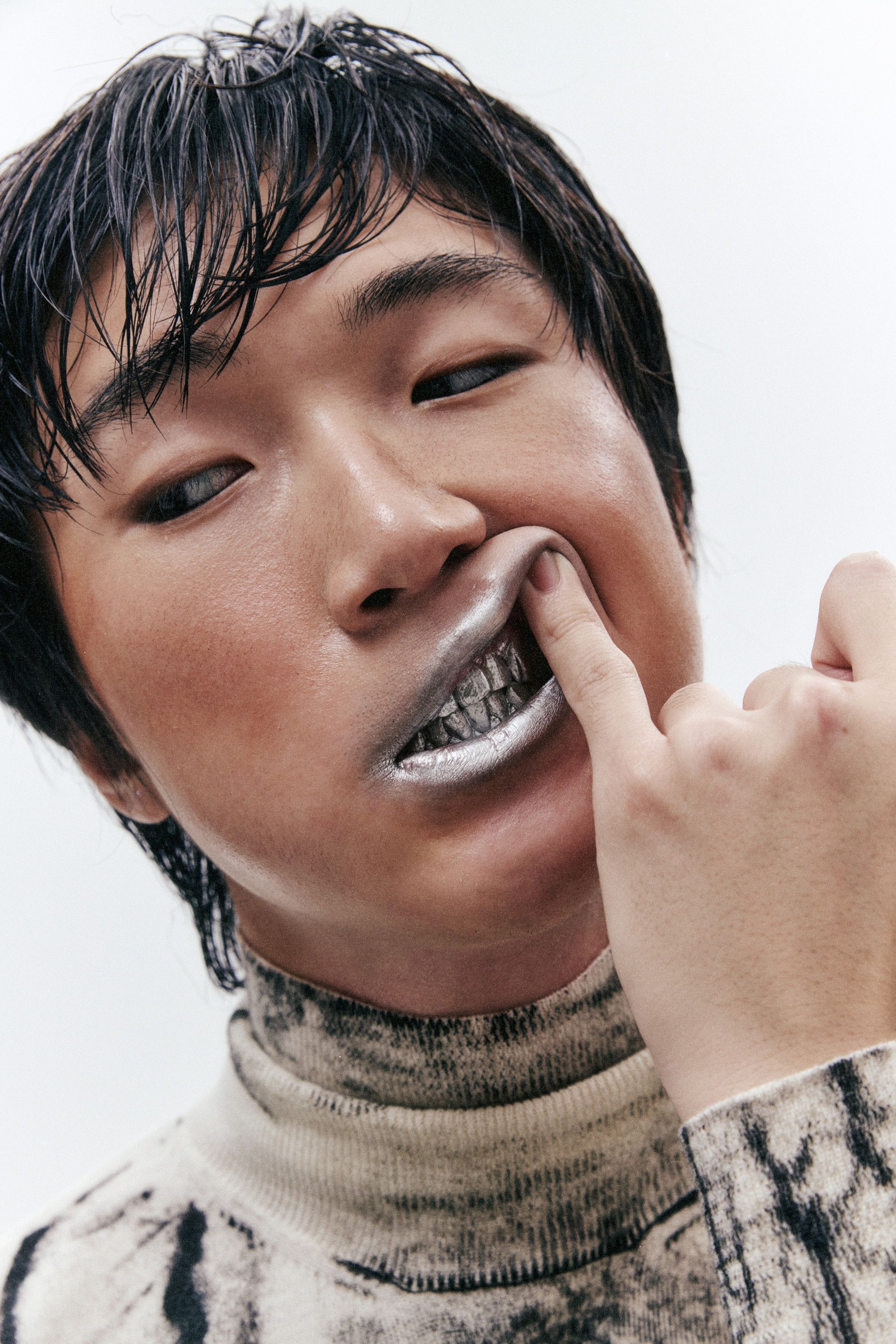 12/25 Cover Story starring Sion for TITLE MAG, photograph 1 by Pascal Behring
