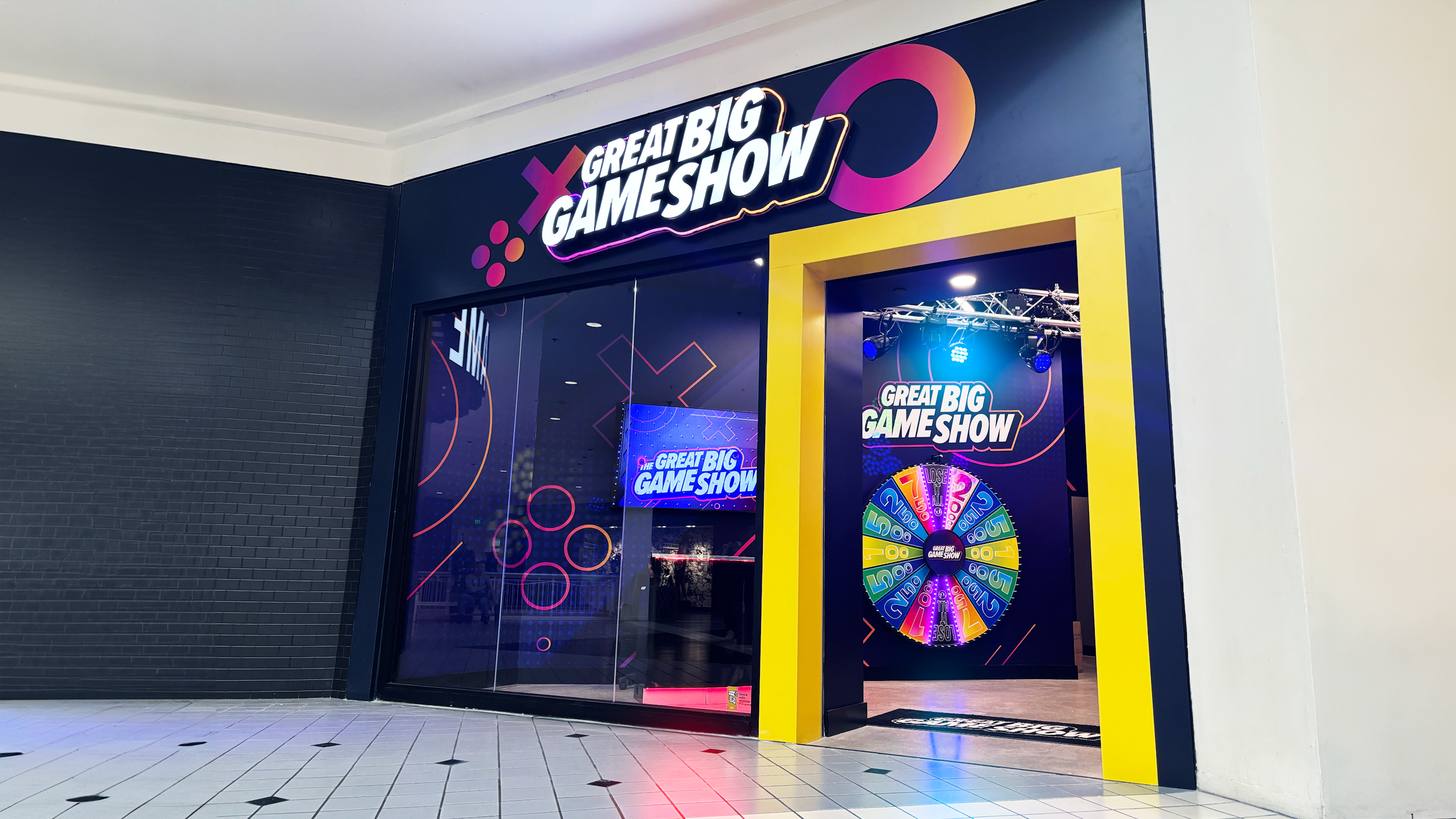 Mall of America Store Front