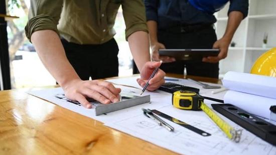 🏠 Comprendre la surface brute PEB : définition, calcul et différence avec la surface habitable