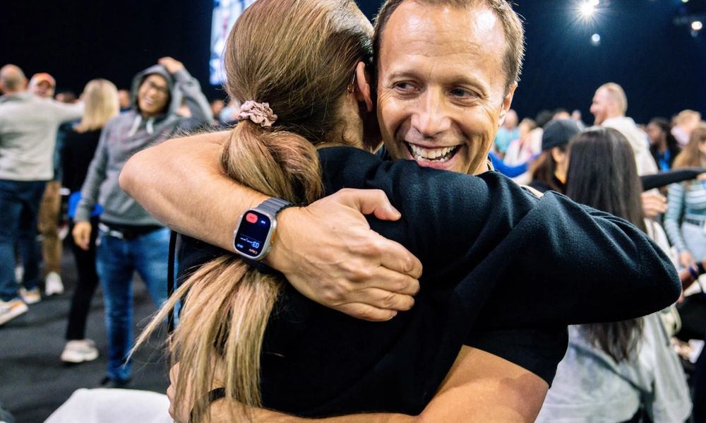 Tony Robbins Crew Program