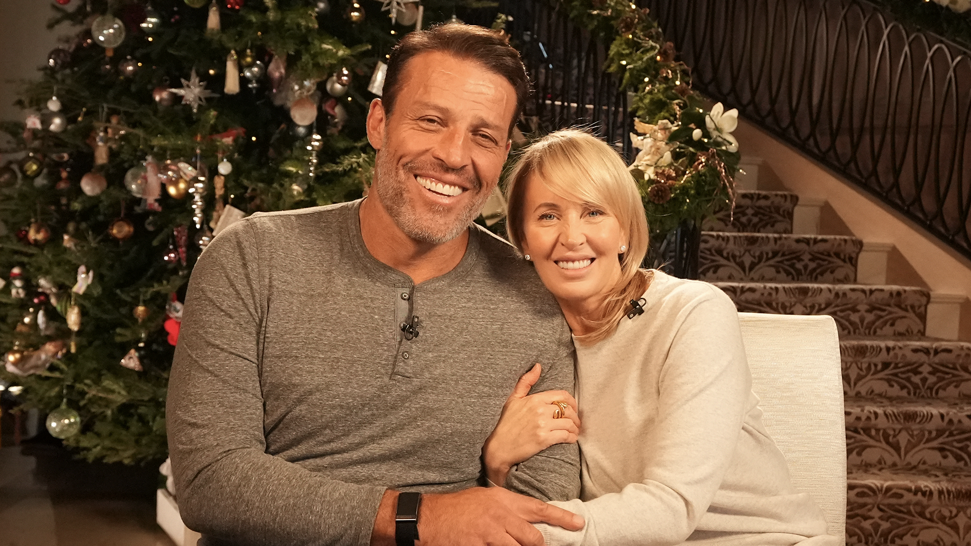 Make this year your best one ever image of Tony & Sage Robbins at Christmas