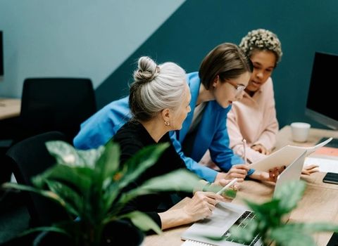 why great leaders build consensus not compliance