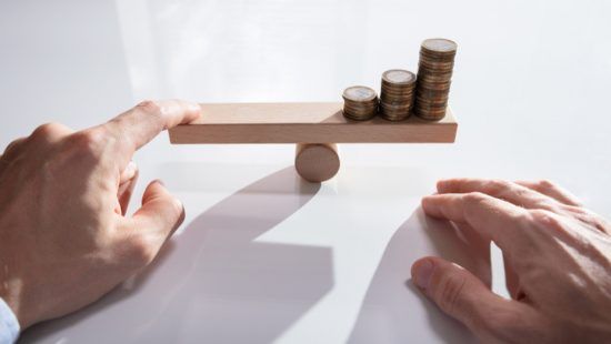 How does leverage work?