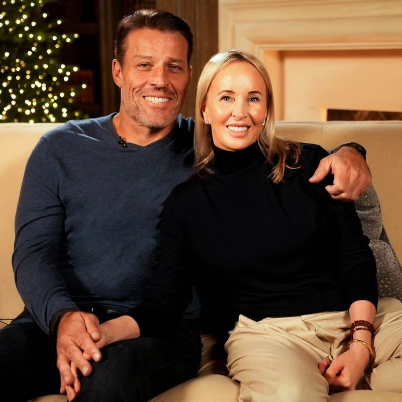 Trading expectations for appreciation image of Tony & Sage Robbins