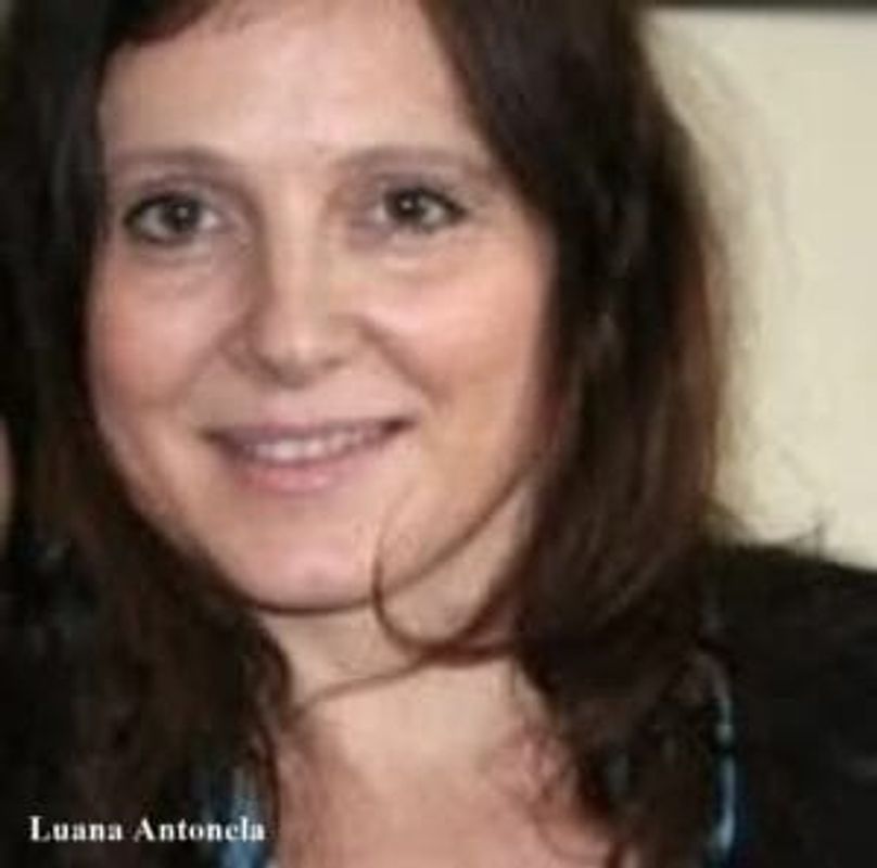 Fotografie care o prezinta pe Luana Antonela, una din fiicele lui Dr. Anton Wirtz
