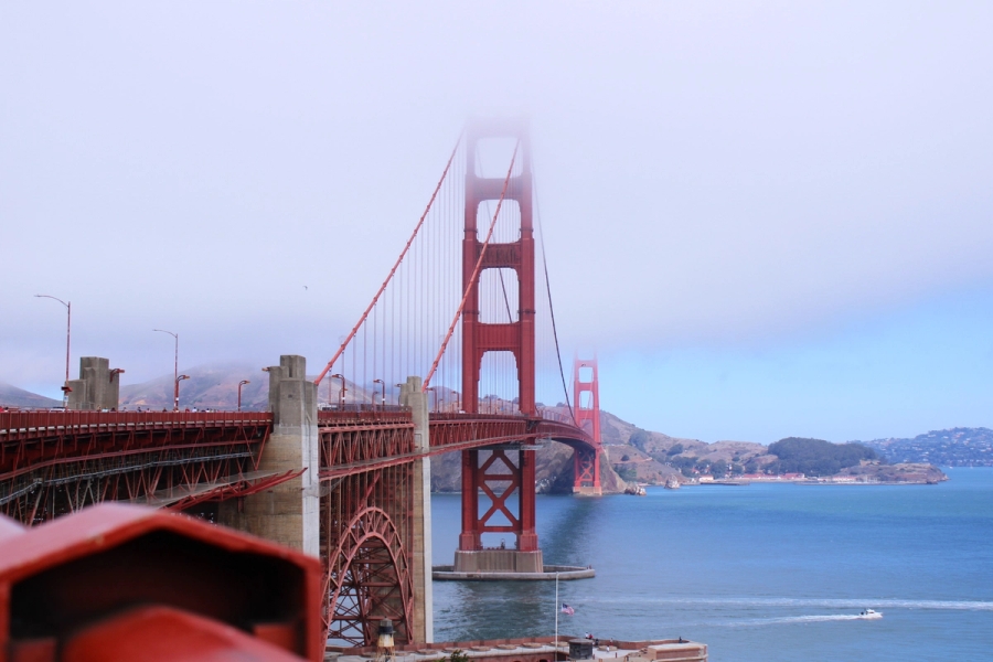 Golden Gate Bridge.