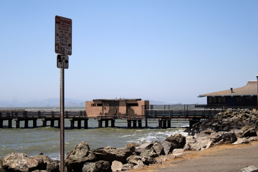 Picture of Berkeley pier and shore.