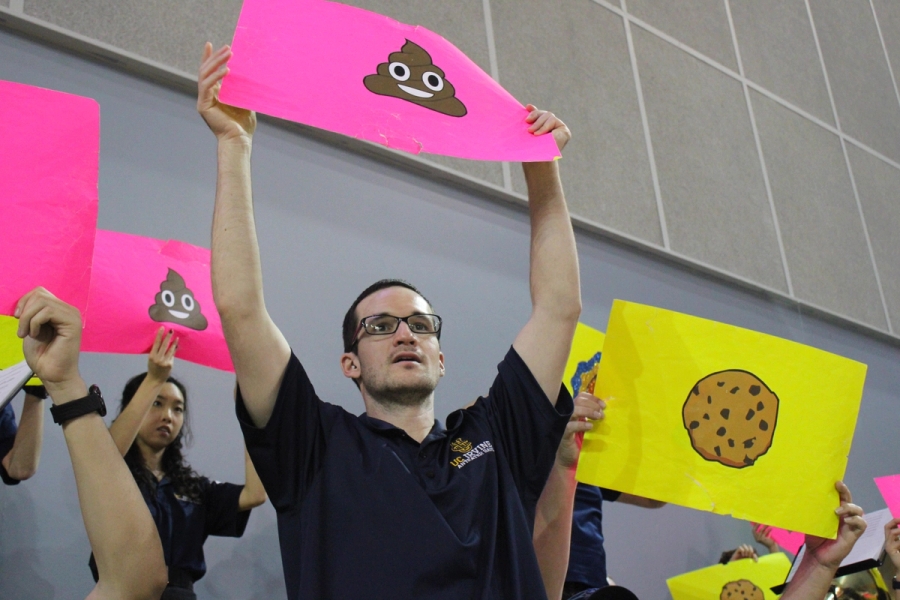 Poop and cookie emojis.