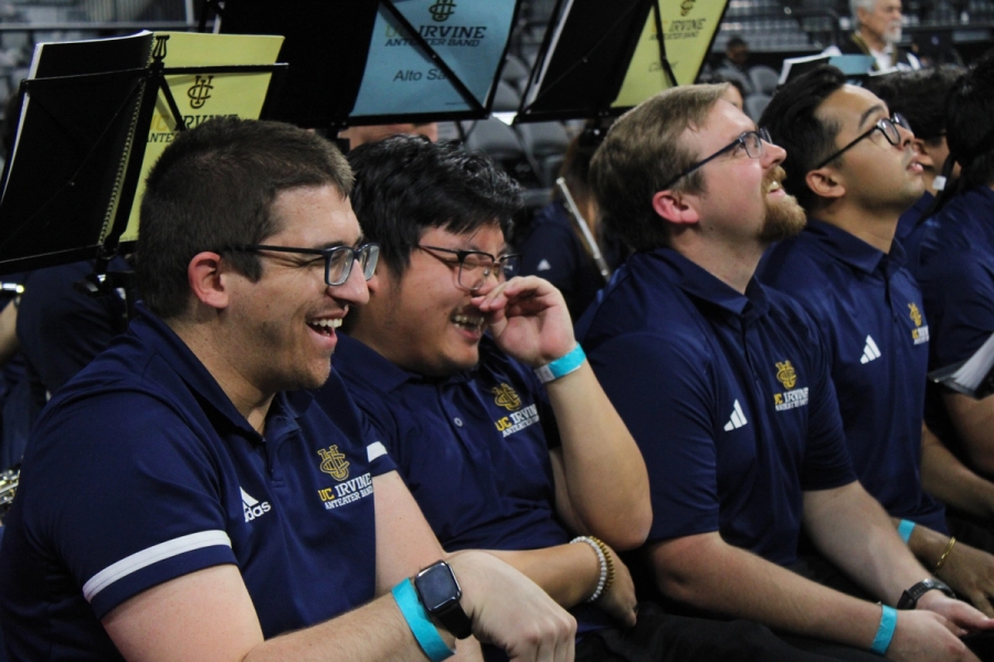 Trumpets laughing.