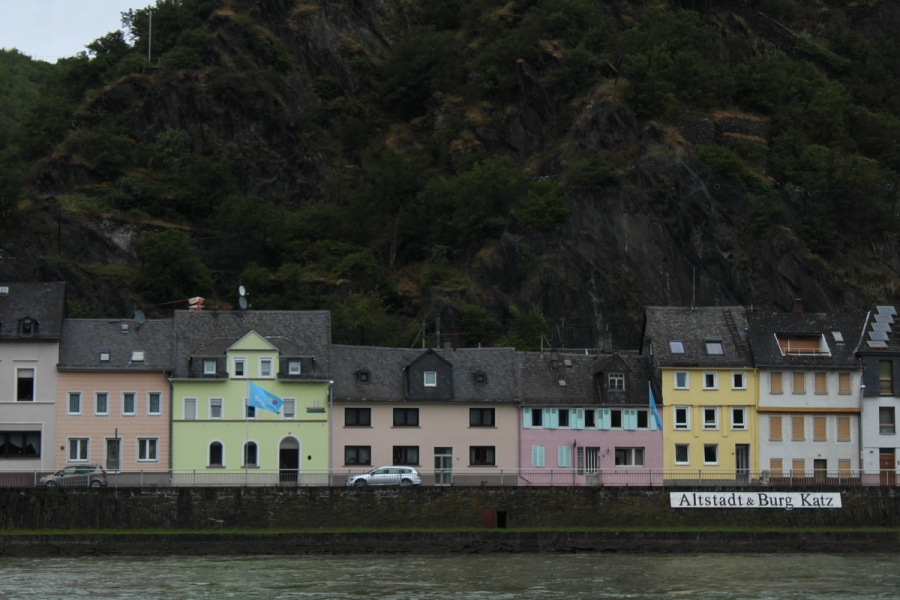 Buildings on the side of the river.