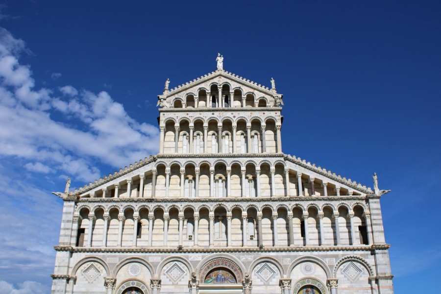 Top of church in Pisa.